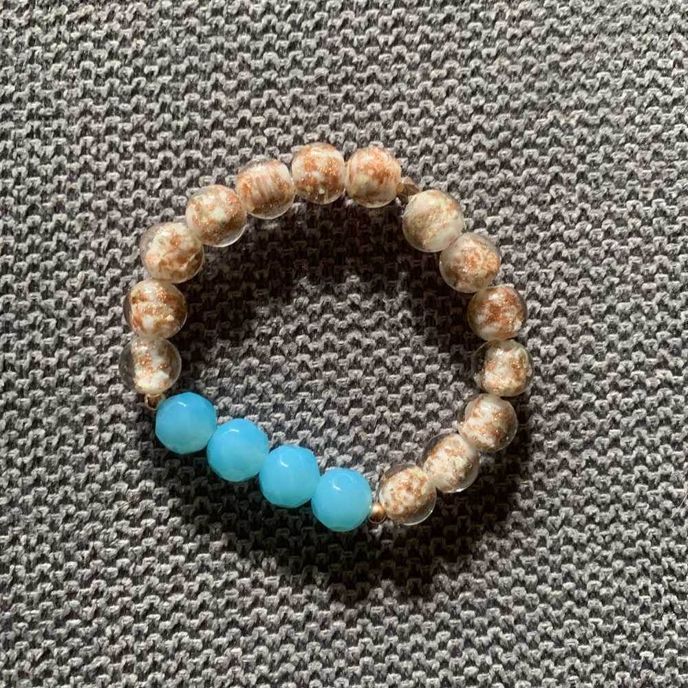 {Handmade} Bracelet with Glow in the Dark Beads